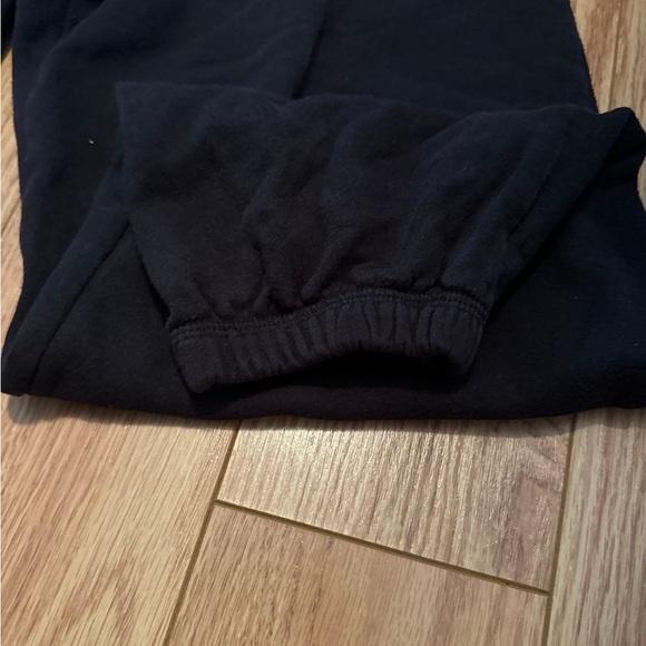 Cozy sweatpants - Picture 2 of 3